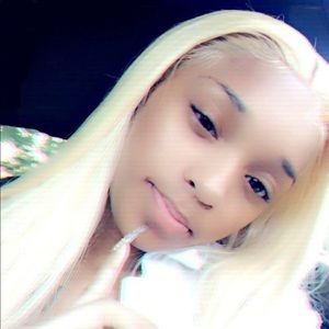 Meet your Posher, Nashunda